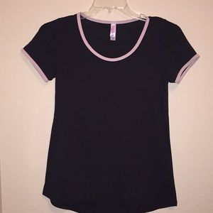 Lularoe Classic Tee